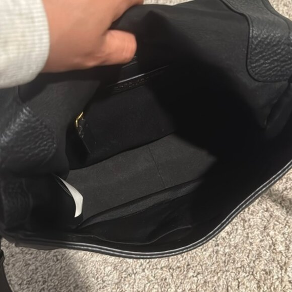 Marc Jacobs Black Pebbled Leather Crossbody Bag | Gold Hardware - Picture 8 of 9